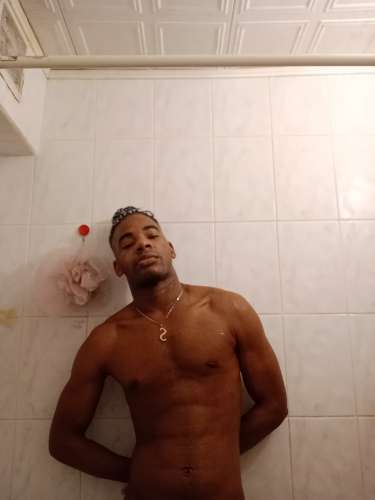 Salvador (29 years) (Photo!) offering male escort, massage or other services (#4867103)