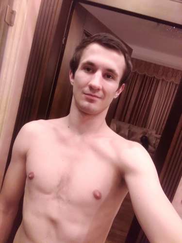 Дмитрий (26 gadi) (Foto!) iepazīsies ar vīrieti (#4891208)