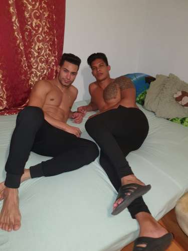 Гильермо и Алехо (24 года) (Фото!) предлагает мужской эскорт, массаж или другие услуги (№5101051)