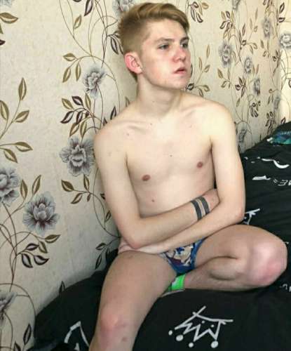 Кирилл (18 лет) (Фото!) предлагает мужской эскорт, массаж или другие услуги (№5106851)