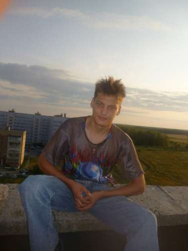 Сергей (19 лет) (Фото!) предлагает мужской эскорт, массаж или другие услуги (№5167258)