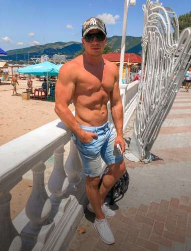 Алексей (35 лет) (Фото!) предлагает мужской эскорт, массаж или другие услуги (№5458707)