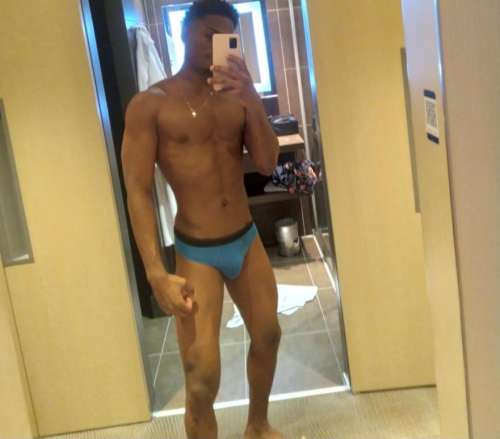 FLAVIO Navarro (25 years) (Photo!) offering male escort, massage or other services (#5470215)