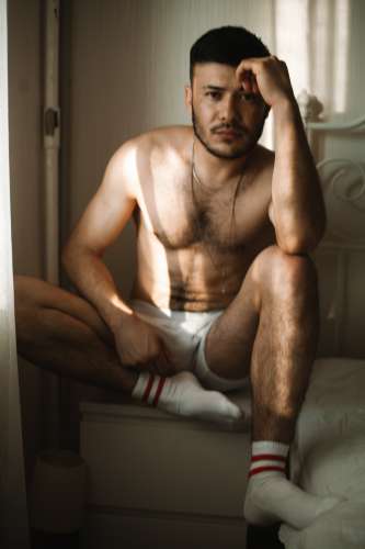 Амир (24 года) (Фото!) предлагает мужской эскорт, массаж или другие услуги (№5580708)