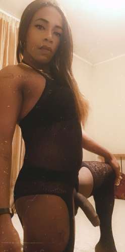 Negra (27 years) (Photo!) offering male escort, massage or other services (#5732119)