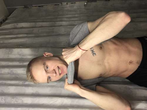 Вадим (22 года) (Фото!) предлагает мужской эскорт, массаж или другие услуги (№5923815)