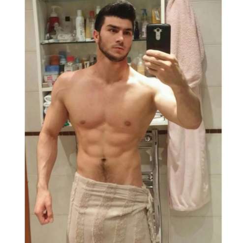 Магамед (24 года) (Фото!) предлагает мужской эскорт, массаж или другие услуги (№6261427)