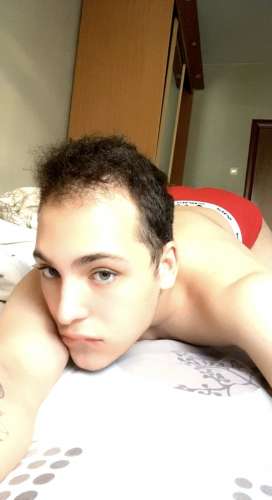Егор (19 лет) (Фото!) предлагает мужской эскорт, массаж или другие услуги (№6556550)