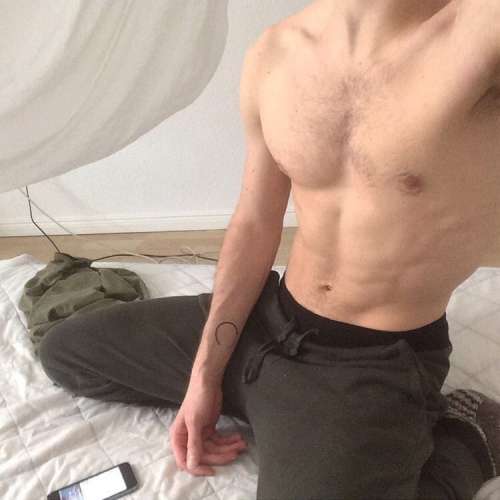 Ахмет (22 года) (Фото!) предлагает мужской эскорт, массаж или другие услуги (№6847214)