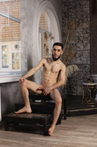Аслан (24 года) (Фото!) предлагает мужской эскорт, массаж или другие услуги (№7179331)