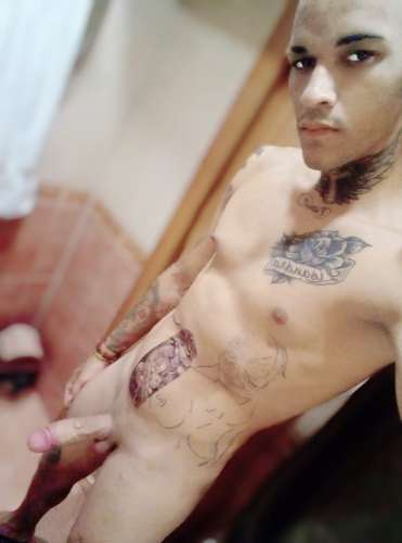Lazaro (25 лет) (Фото!) предлагает мужской эскорт, массаж или другие услуги (№7267733)