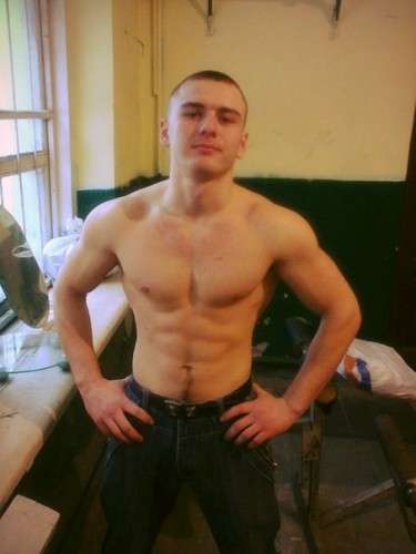 Егор (25 лет) (Фото!) предлагает мужской эскорт, массаж или другие услуги (№7298773)