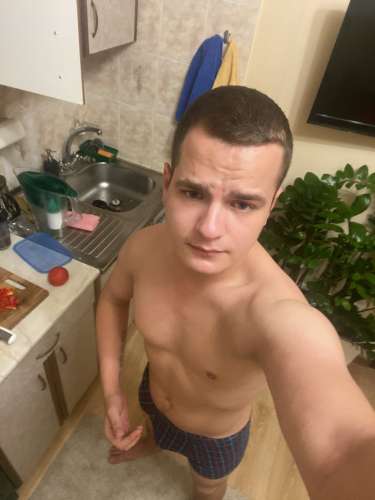 Константин (24 года) (Фото!) предлагает мужской эскорт, массаж или другие услуги (№7309196)