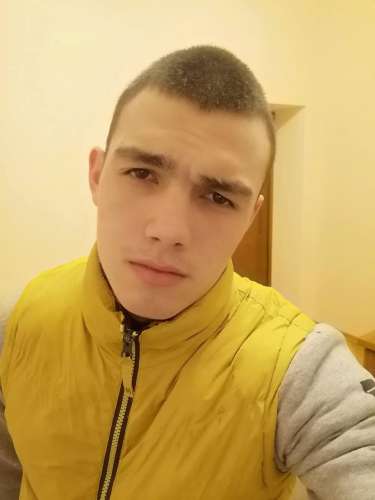 Александр (18 years) (Photo!) offering male escort, massage or other services (#7315630)