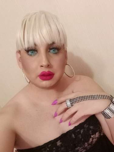 Ирина (23 years) (Photo!) offering male escort, massage or other services (#7382241)