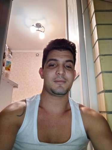 Maikol (26 лет) (Фото!) предлагает мужской эскорт, массаж или другие услуги (№7487389)