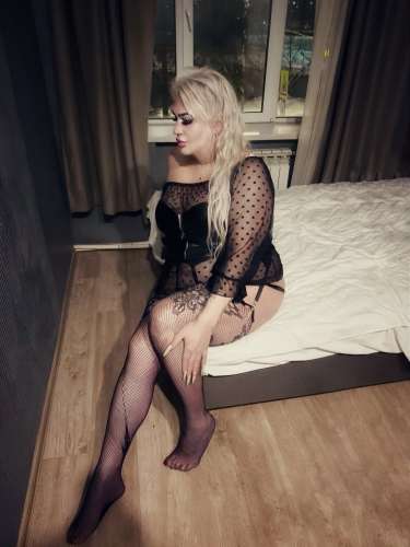 Карина (26 years) (Photo!) offering virtual services (#7670396)